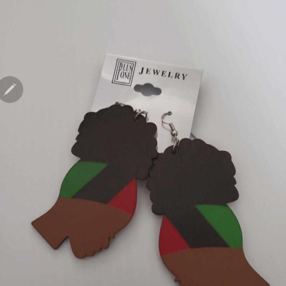 Women's fashion Earrings